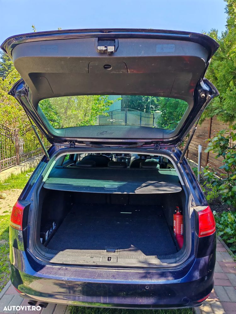 Volkswagen Golf - 13
