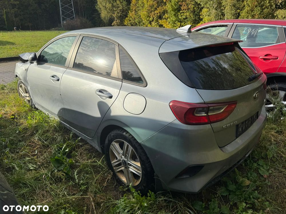Kia Ceed 1.5 T-GDI DCT7 OPF JBL Sound Edition - 2