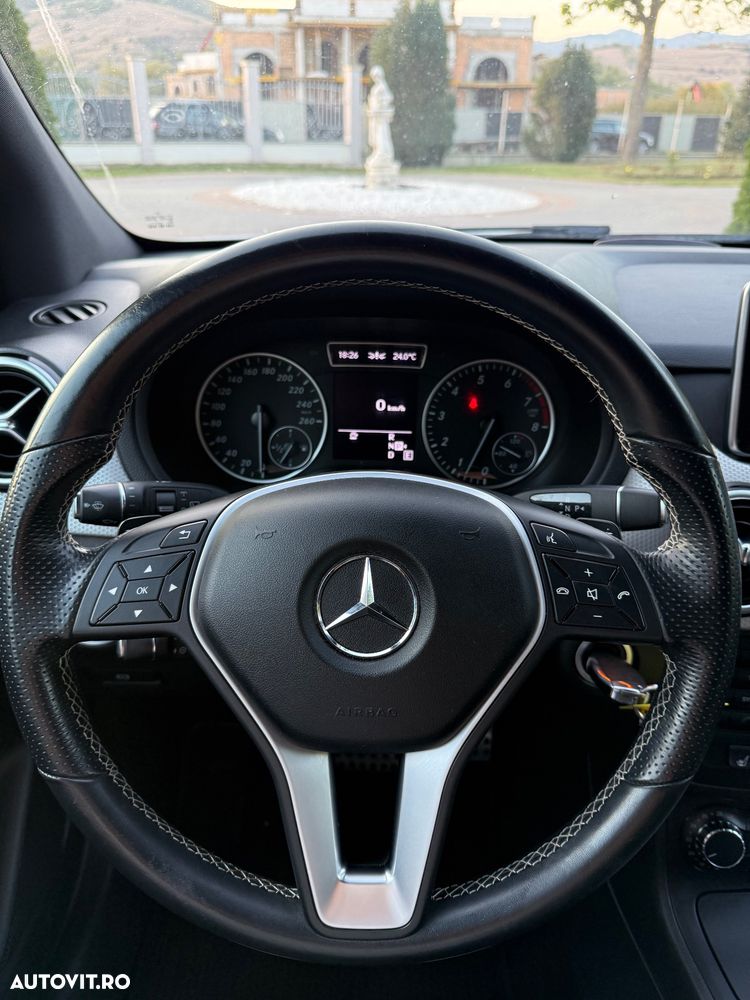 Mercedes-Benz B 200 - 9