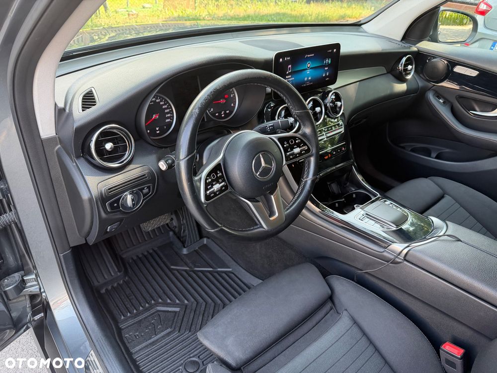 Mercedes-Benz GLC 200 d 4Matic 9G-TRONIC Exclusive - 9