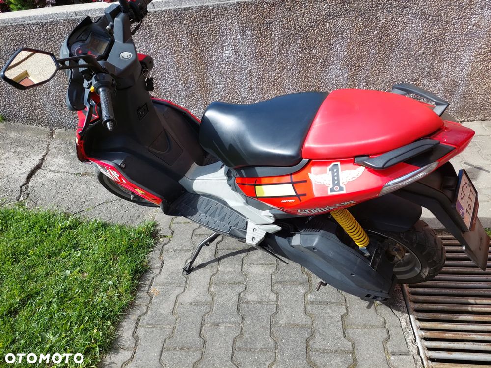Aprilia SR - 6
