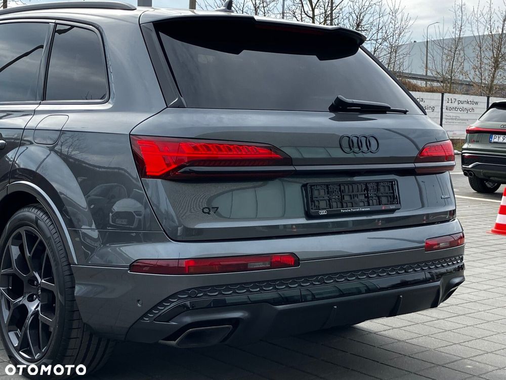 Audi Q7 - 13