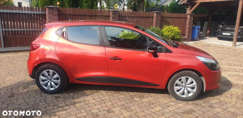 Renault Clio 1.2 16V 75 Business - 4