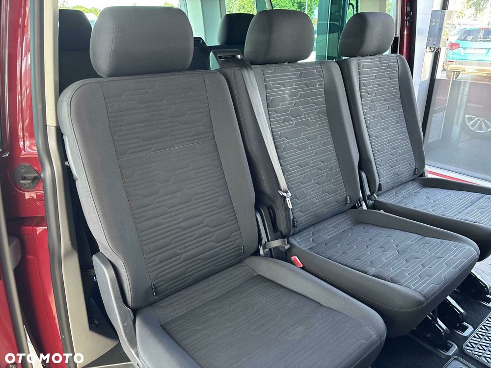 Volkswagen Caravelle - 27