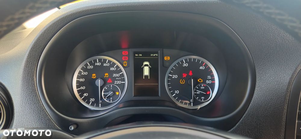 Mercedes-Benz VITO - 25