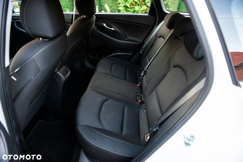 Hyundai i30 1.6 CRDI DCT Style - 32