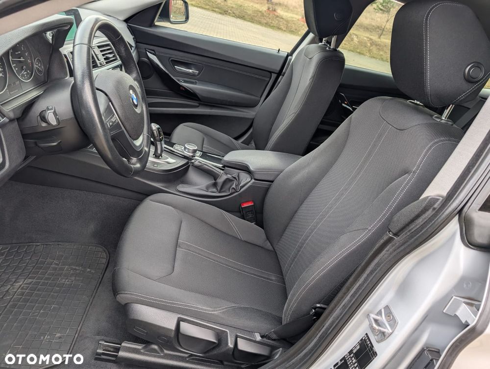 BMW Seria 3 320i GPF Advantage sport - 14