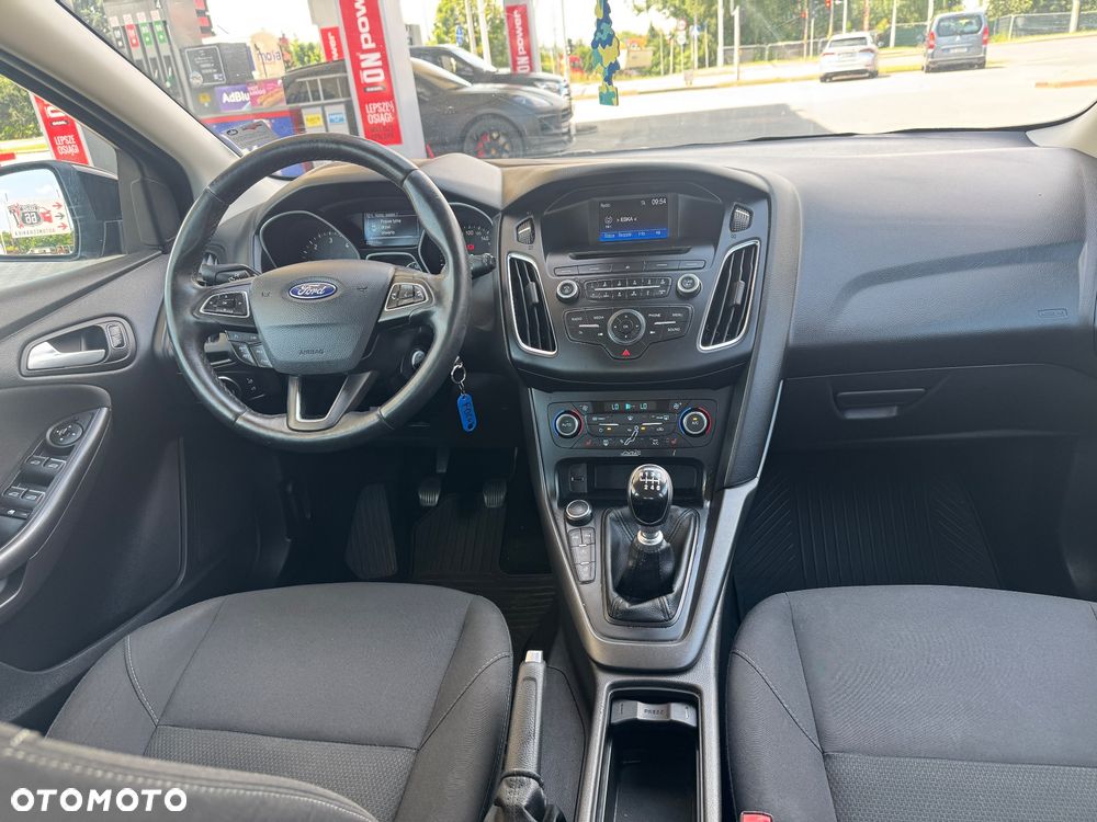 Ford Focus 1.5 TDCi DPF Start-Stopp-System Business - 10