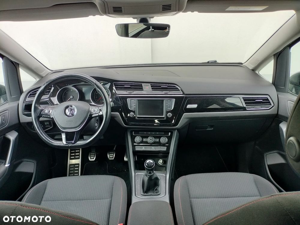 Volkswagen Touran 1.6 TDI SCR (BlueMotion Technology) SOUND - 5
