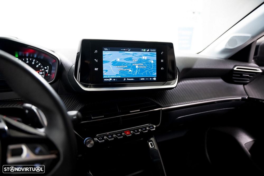 Peugeot 208 1.2 PureTech Allure EAT8 - 5