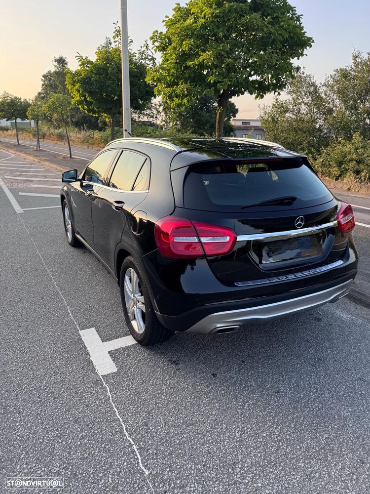 Mercedes-Benz GLA 200 d Aut. - 5