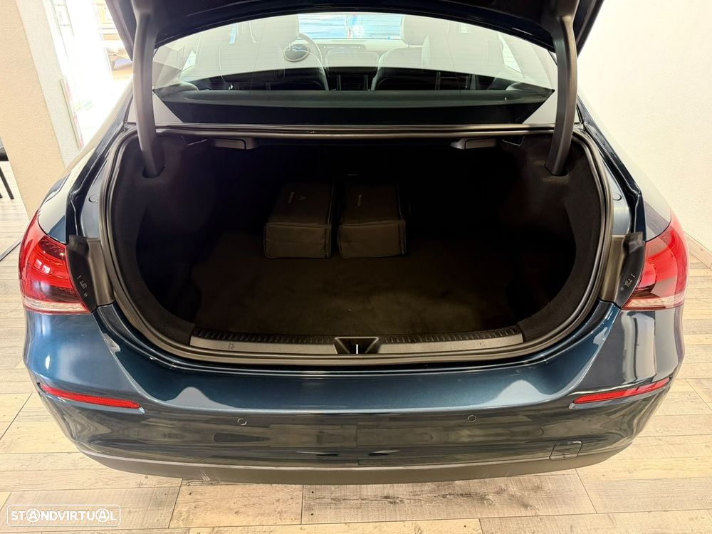 Mercedes-Benz A 250 Limousine e Style Plus - 26