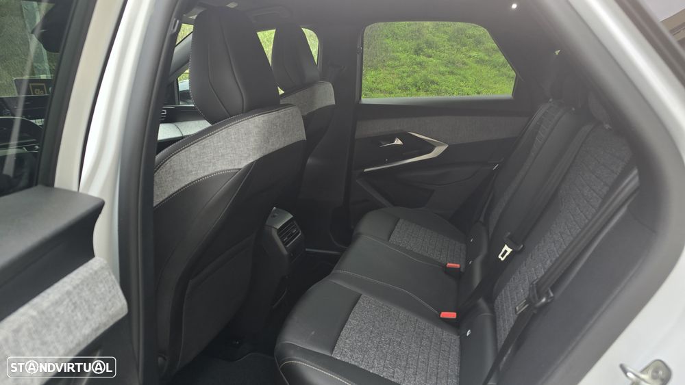 Peugeot 3008 Hybrid 145 e-DSC6 Allure - 18