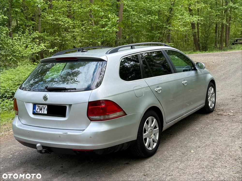 Volkswagen Golf 2.0 TDI DPF Comfortline - 5