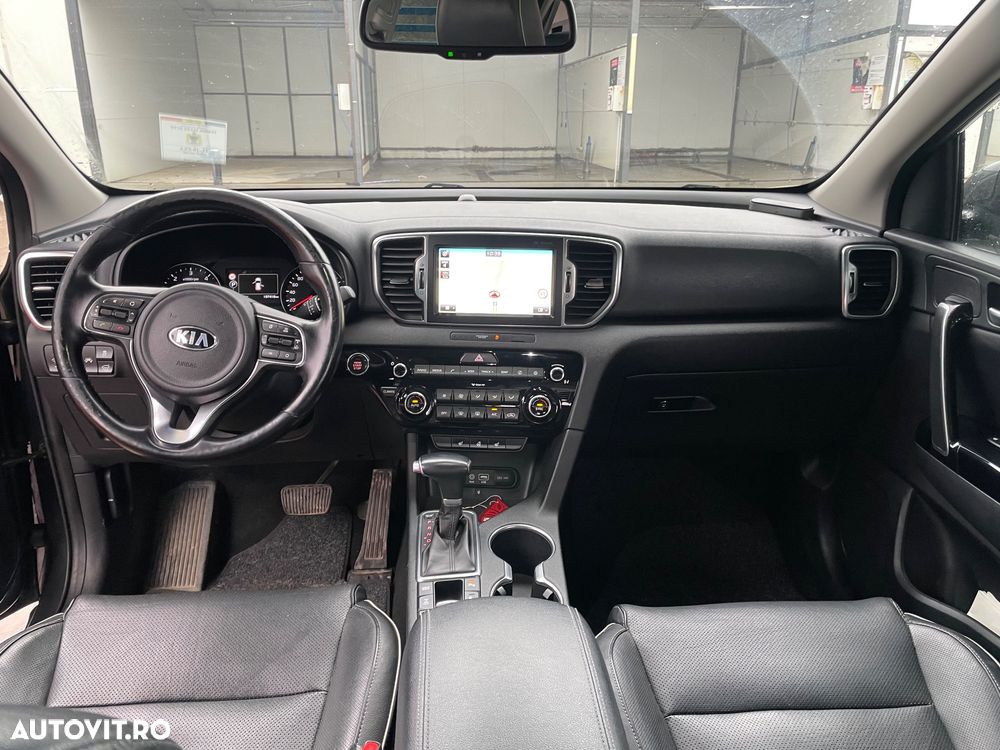 Kia Sportage 2,0 CRDI AWD Aut. Platinum - 4