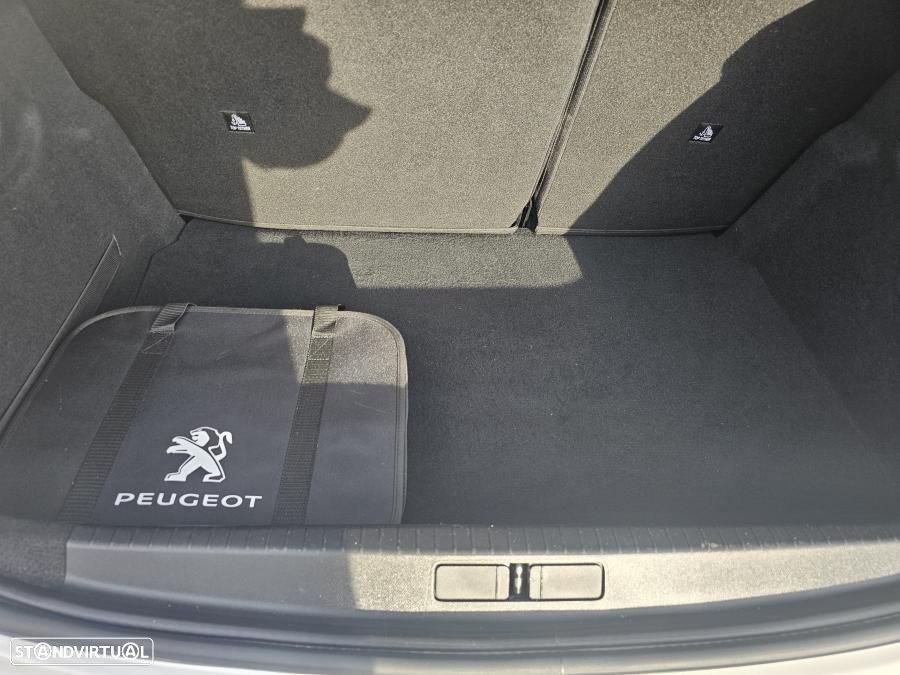 Peugeot e-208 50 kWh Active - 20