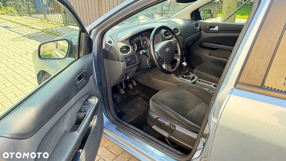 Ford Focus 1.6 TDCi Ghia - 7