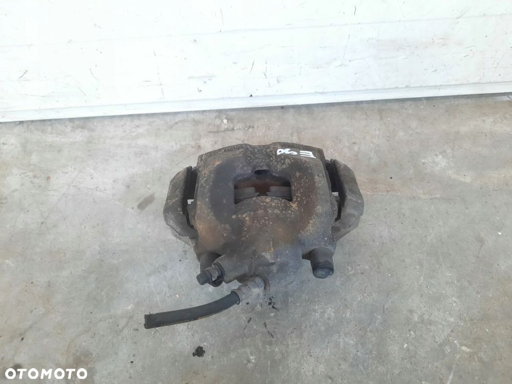 ZACISK PRAWY PRZÓD HAMULCOWY BMW 3 E90 E91 2,0 D - 3