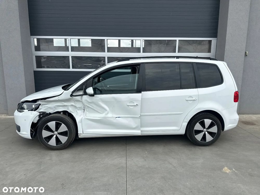 Volkswagen Touran - 7