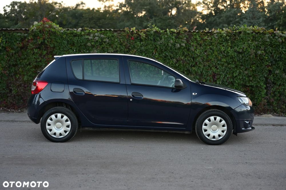 Dacia Sandero 1.2 16V 75 Ambiance - 11