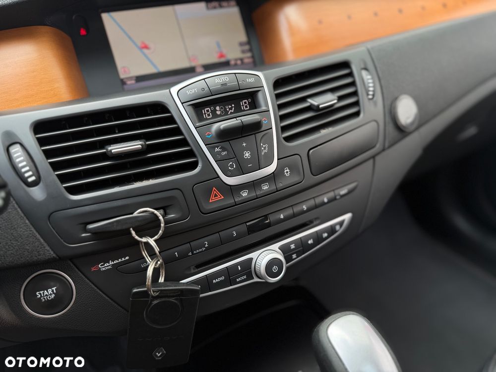 Renault Laguna 2.0T Initiale - 32