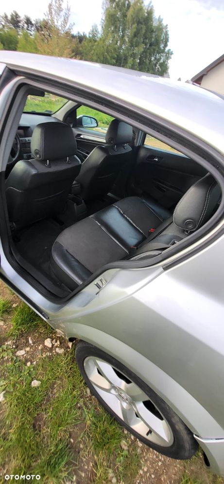 Opel Astra 1.9 CDTI Edition - 21