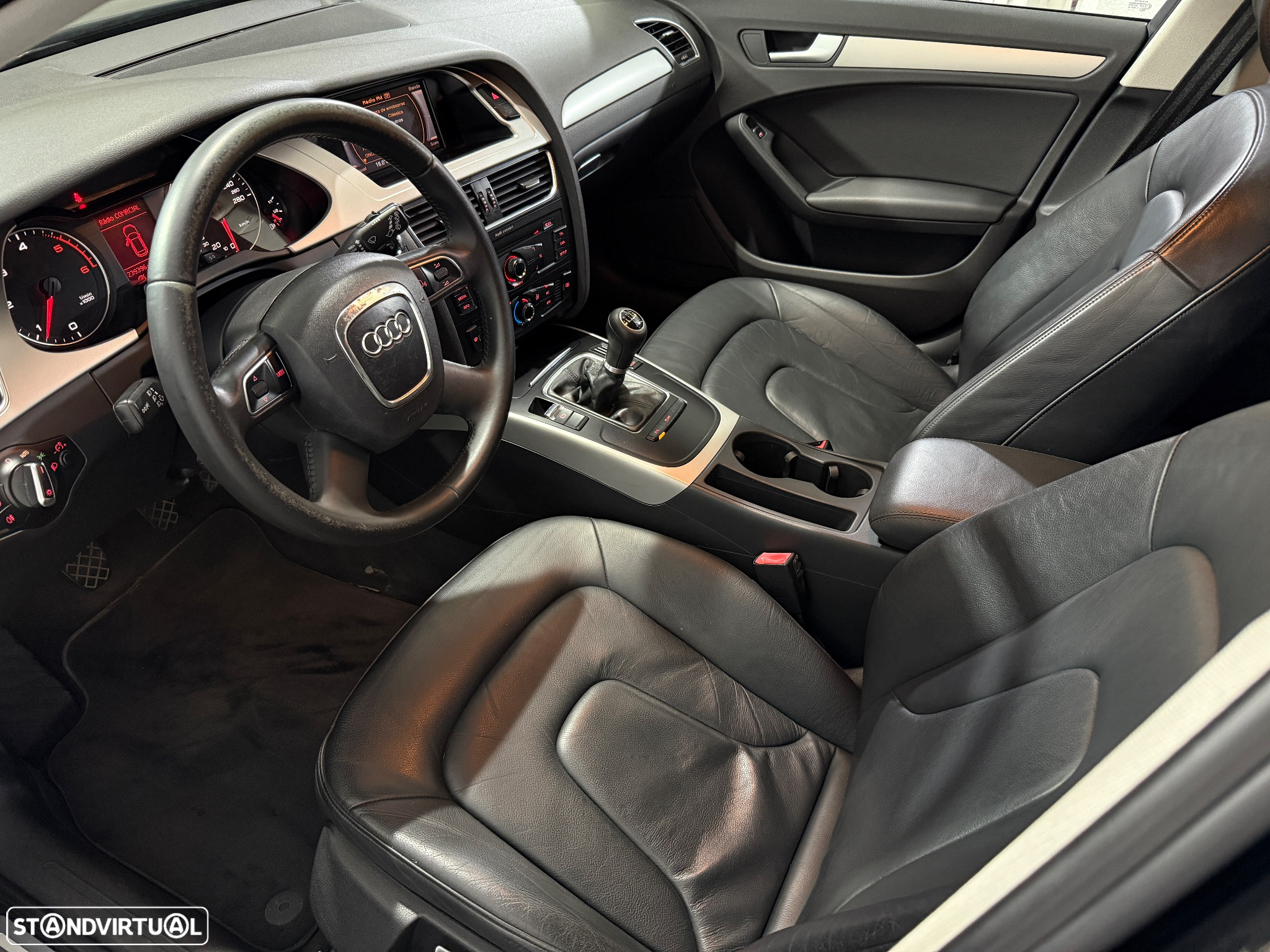 Audi A4 Avant 2.0 TDI Advance - 12
