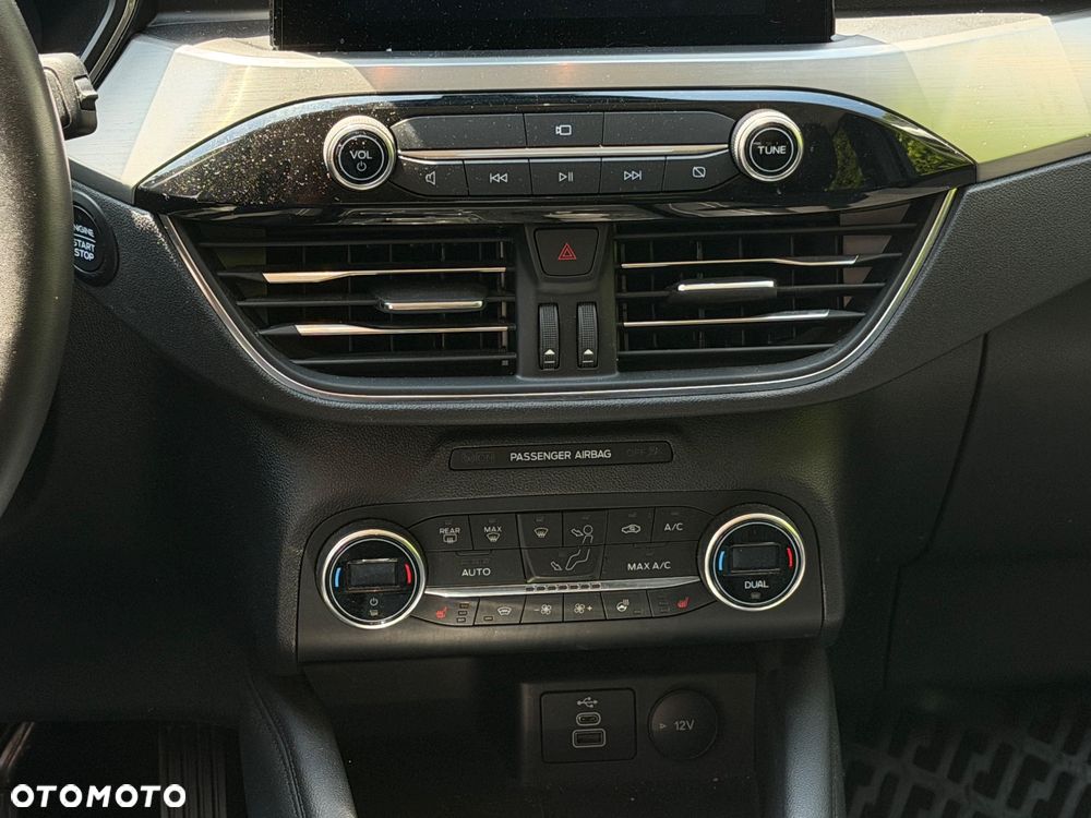 Ford Kuga 2.0 EcoBlue AWD Titanium - 22