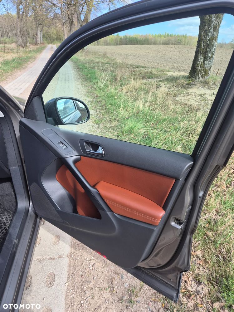 Volkswagen Tiguan 2.0 TSI 4Mot Sport DSG - 17