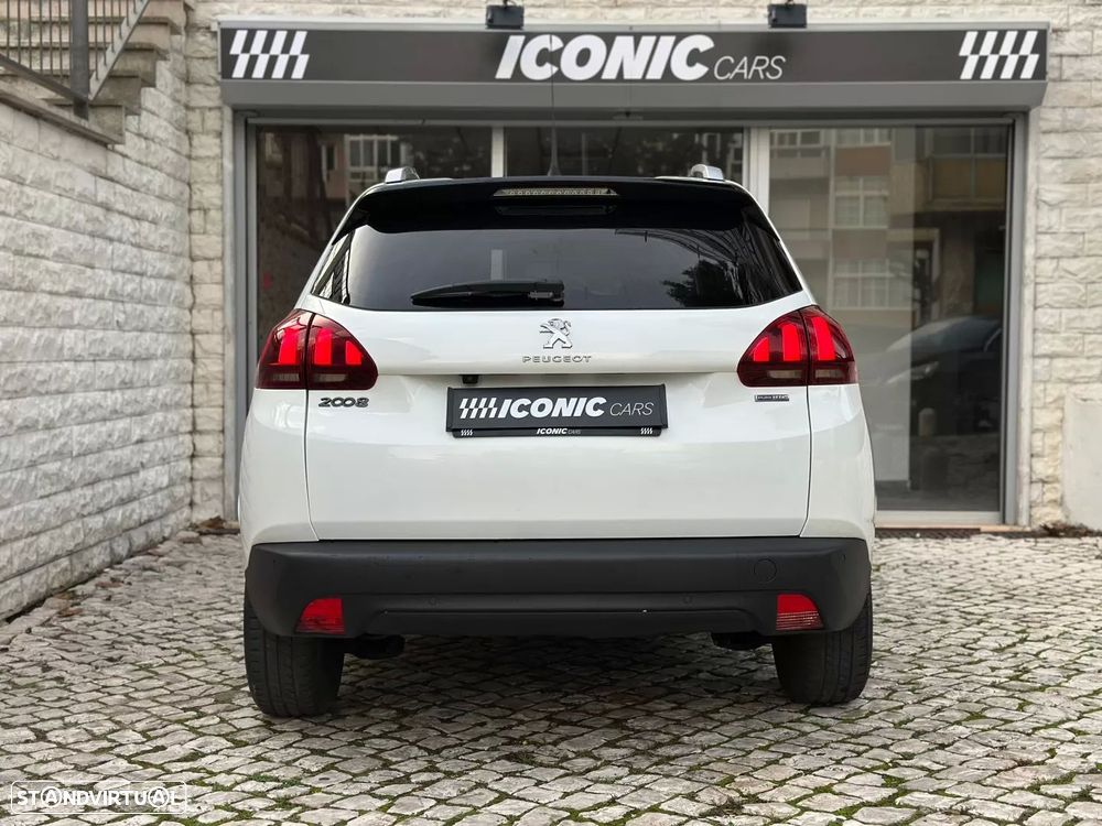 Peugeot 2008 1.2 PureTech Style - 6