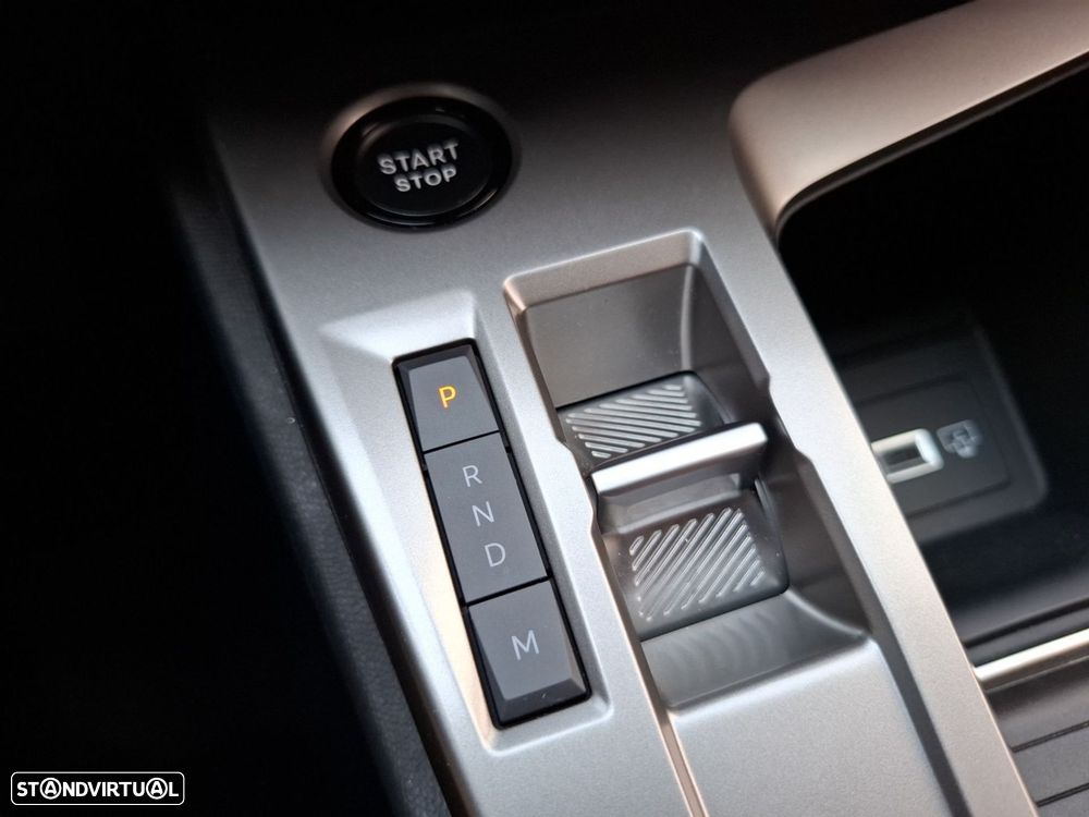 Peugeot 308 SW 1.2 Hybrid Allure e-DCS6 — fotografia 19