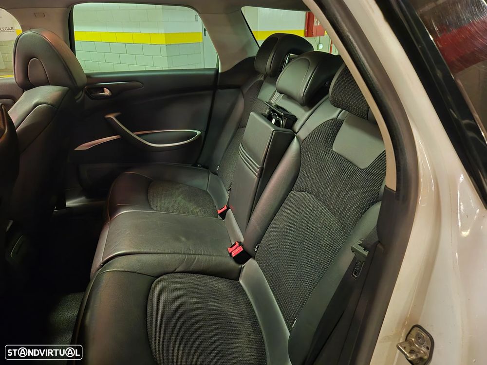 Citroën C5 Tourer 1.6 e-HDi Séduction Air.CMP6 - 26