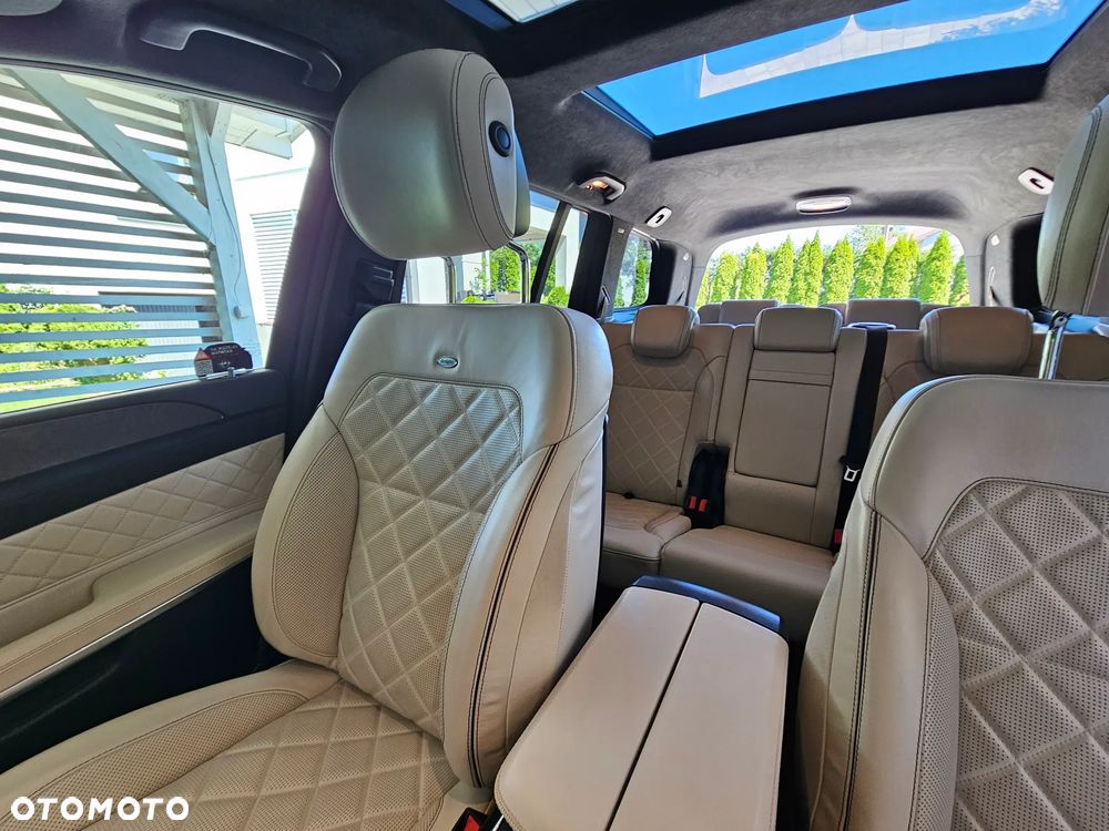 Mercedes-Benz GLS - 8