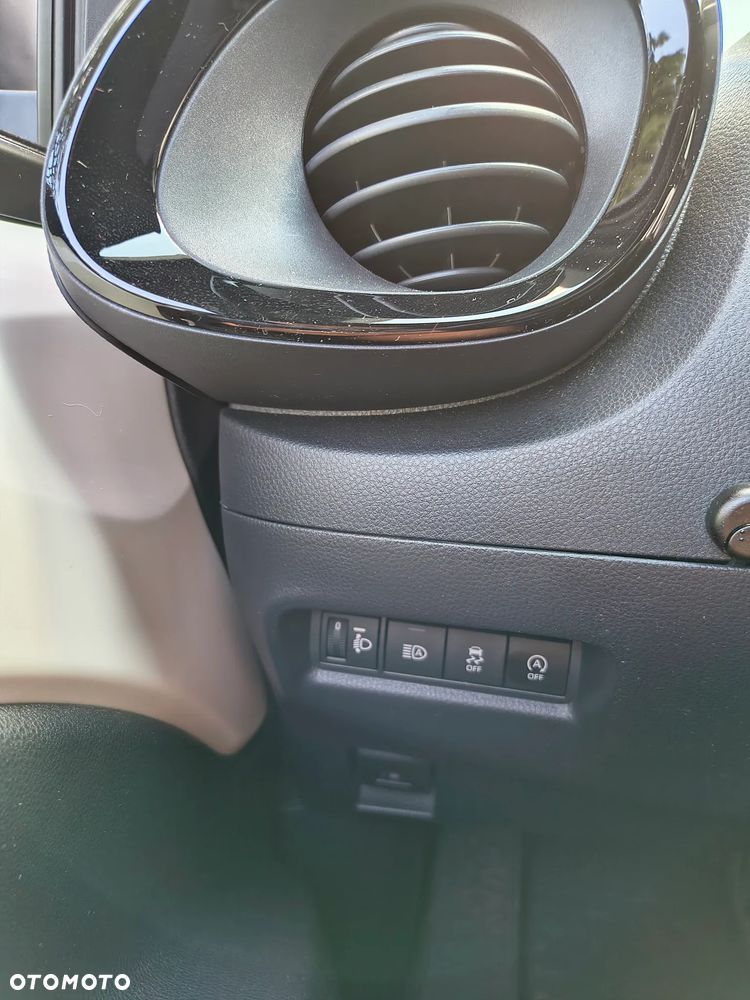Toyota Aygo X 1.0 VVT-i Style CVT - 11