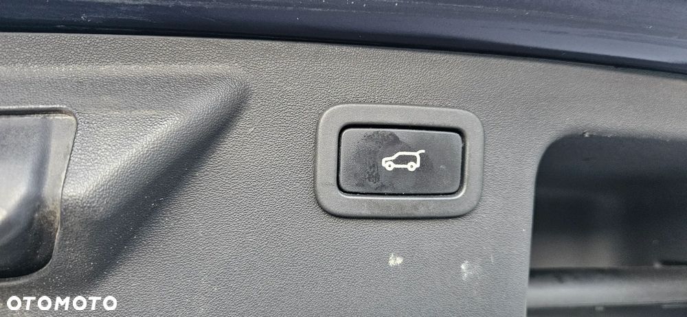 Land Rover Discovery Sport 2.0 TD4 SE - 14