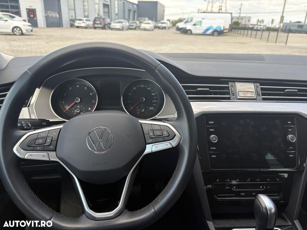 Volkswagen Passat - 7