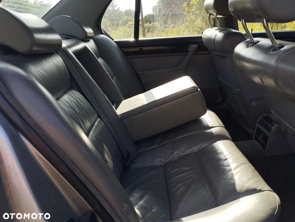 BMW Seria 7 750i - 13