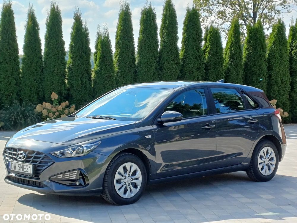 Hyundai i30 1.5 DPI Classic + - 9