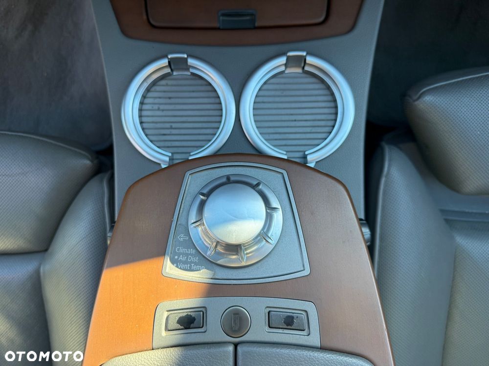 BMW Seria 7 745i L - 19