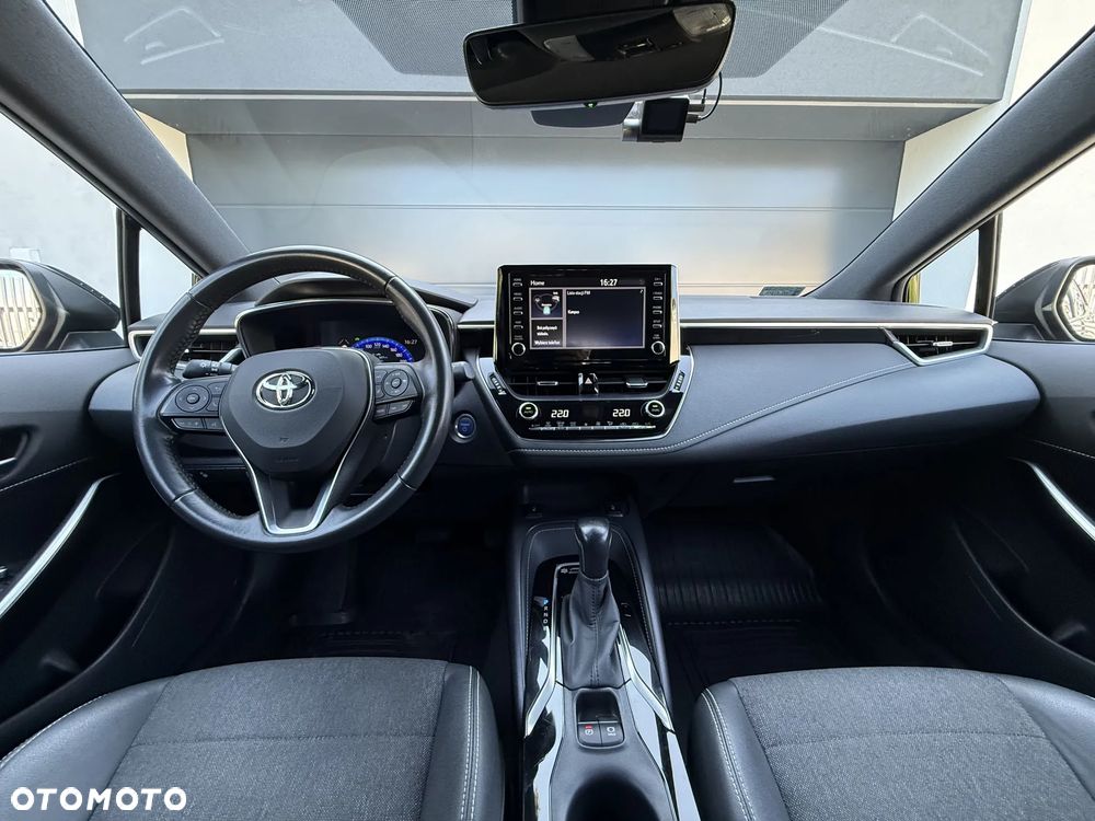 Toyota Corolla - 5