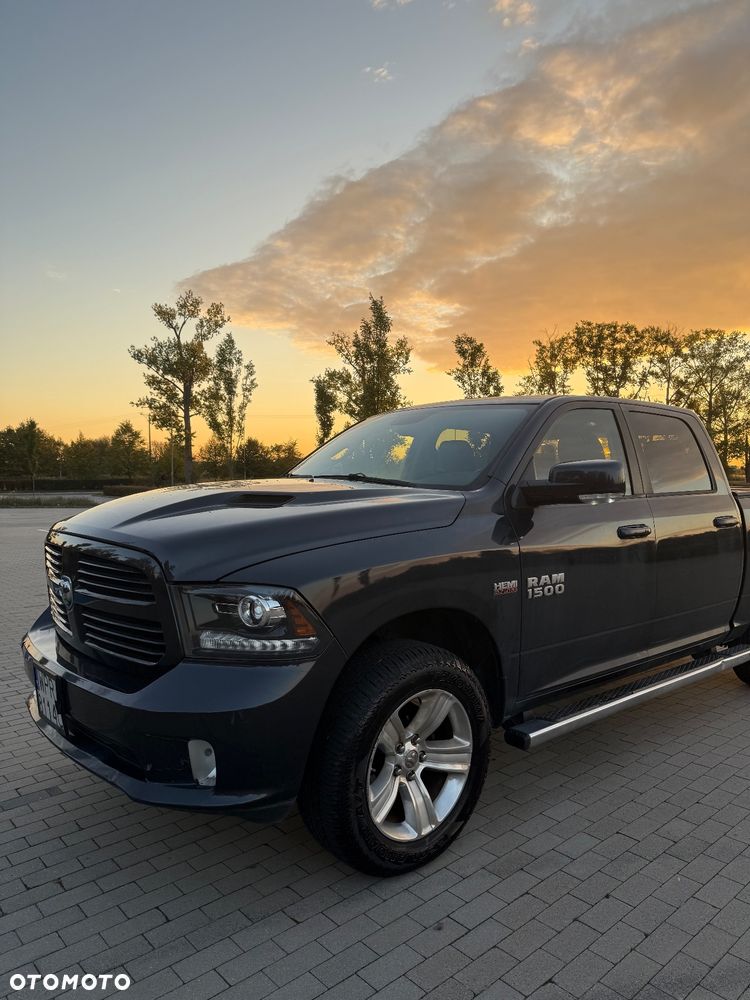 Dodge RAM 1500 5.7 4x4 - 13