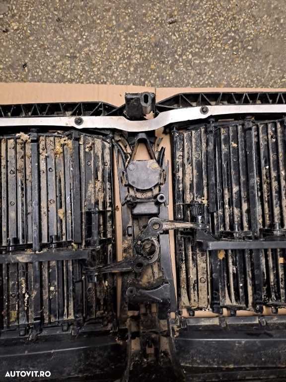 Grila activa hota clapete Bmw X7 G07 originala - 3