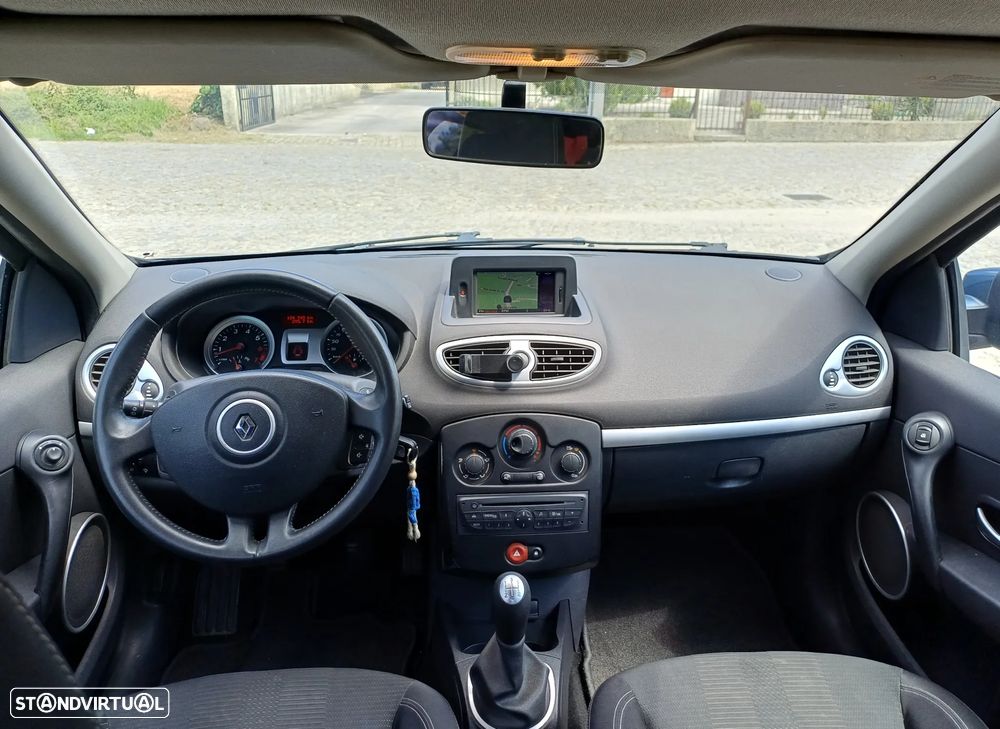 Renault Clio 1.2 16V Dynamique S - 20
