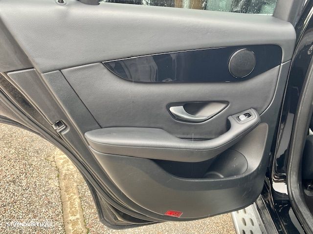 Mercedes-Benz GLC 300 de Coupé 4Matic - 23