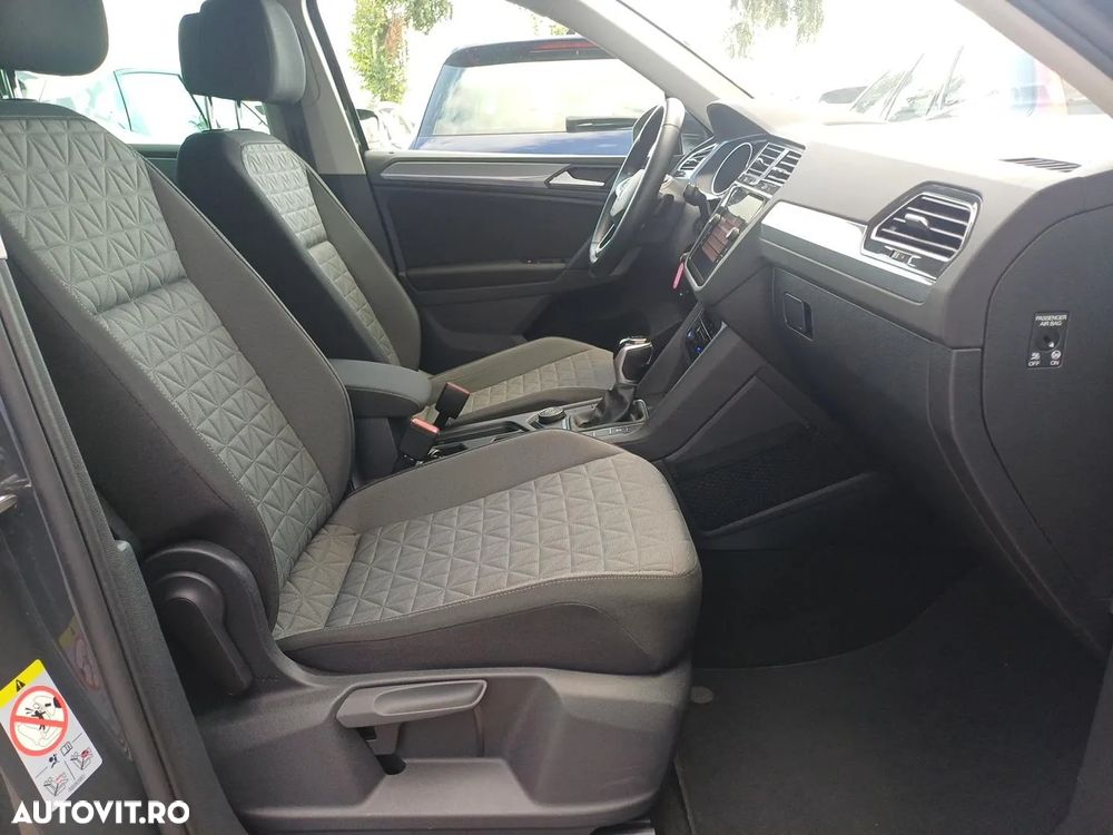 Volkswagen Tiguan 2.0 TDI DSG Base - 24