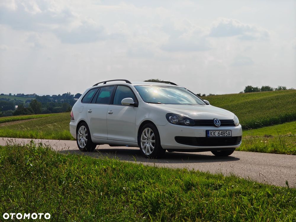 Volkswagen Golf - 1