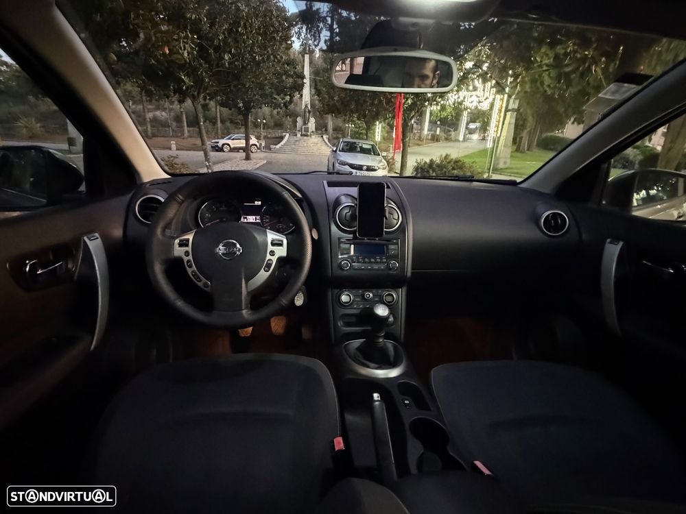 Nissan Qashqai - 10