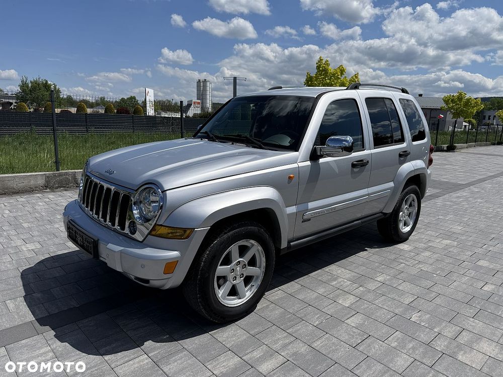 Jeep Cherokee 2.8 CRD Sport - 13