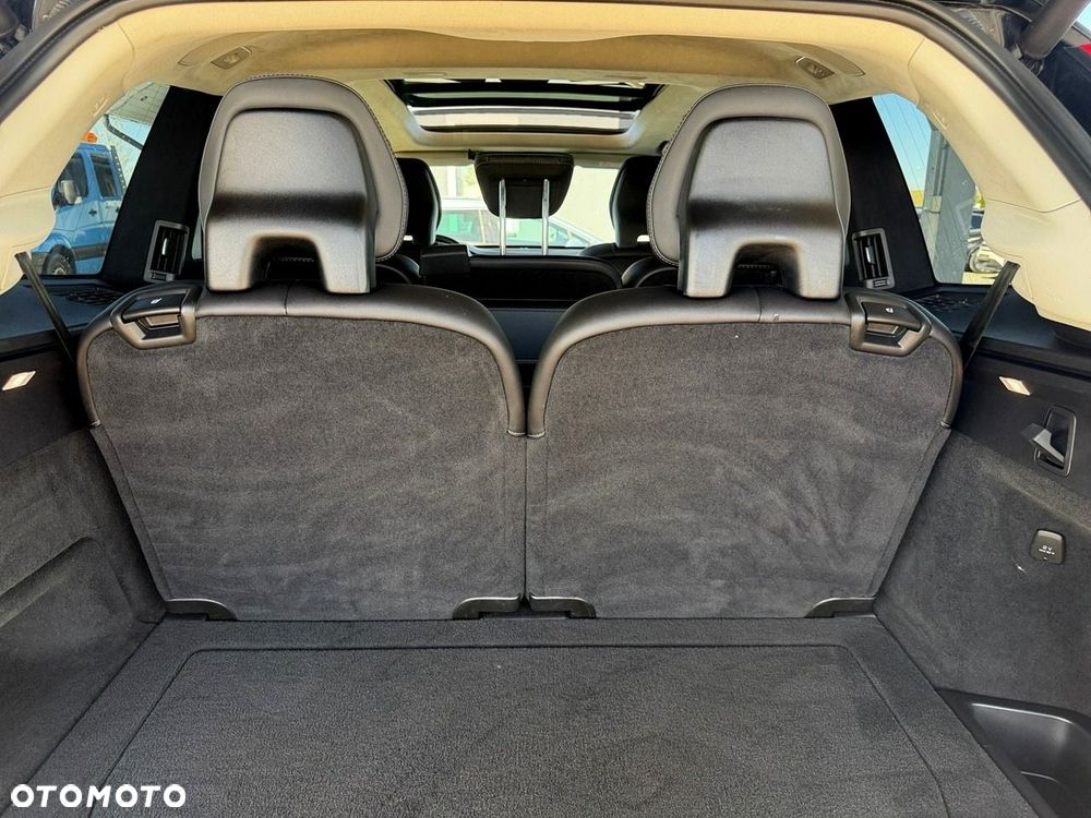 Volvo XC 90 - 11