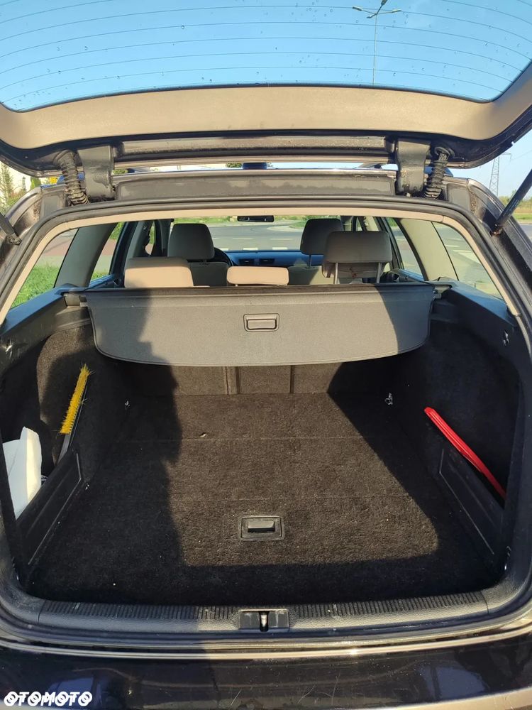 Volkswagen Passat 1.8 TSI Comfortline - 9